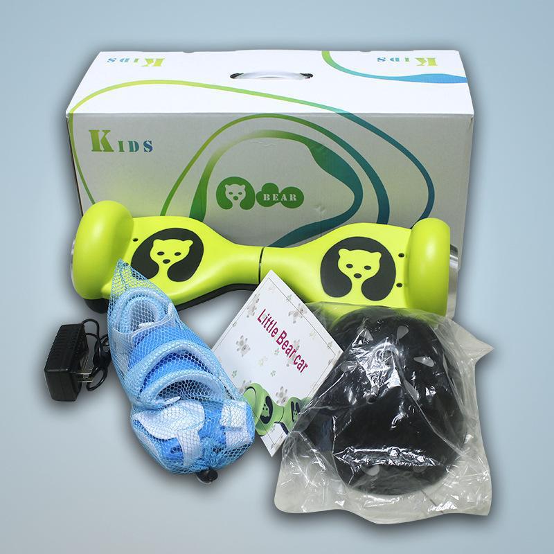 Best-hoverboard-for-kids-little-bear-entire-package Best-hoverboard-for-kids-little-bear-entire-package