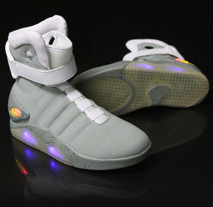 back-to-the-future-shoes-light-up-shoes-hoverboard-shoes-best-hoverboard-brands