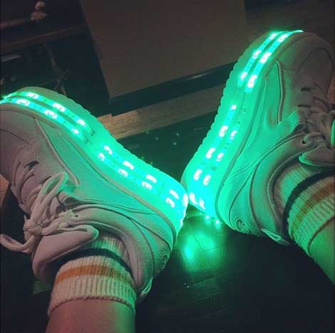 katy-perry-Light-up-shoes-best-hoverboard-brands