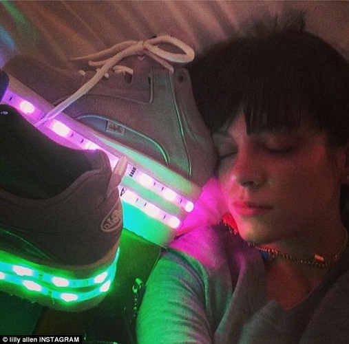 lily-allen-light-up-shoes