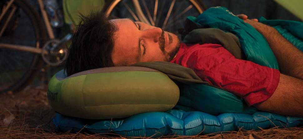 aeros-pillow-review-best-camping-pillows-USA