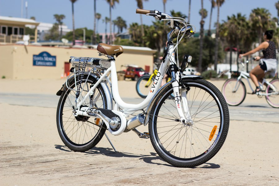 Commuter E-Bikes