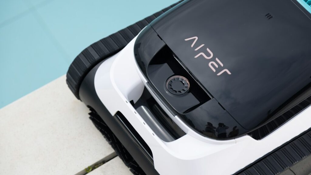 Photo Wire-Free Robot Mowers