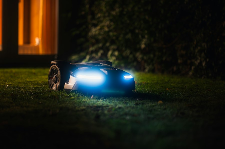 Photo Robot Mowers