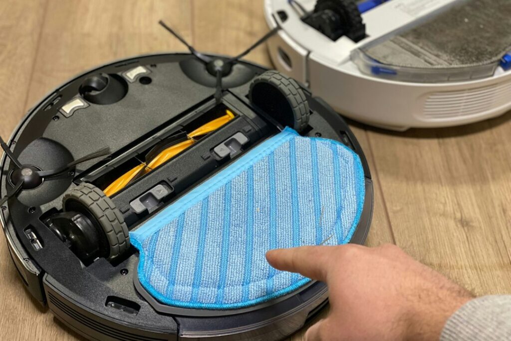 Photo Robot Vacuum Roller Mop
