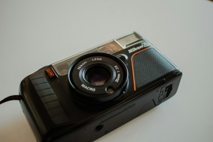 Photo Compact Cameras